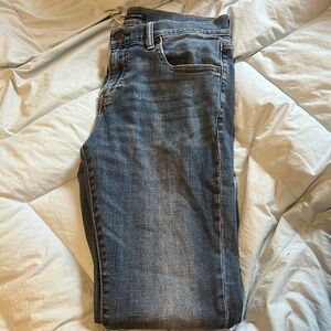 Men’s slightly washed blue jeans